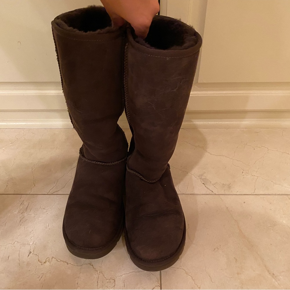LAST CHANCE Ugg Classic Tall Boot